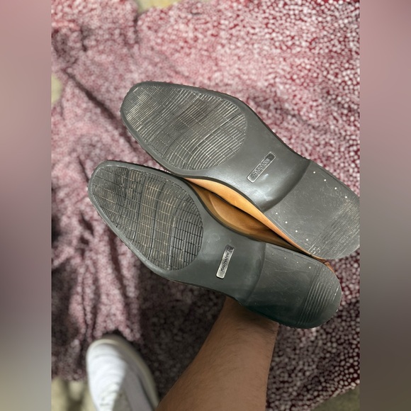 Magnanni Brown Leather Oxfords - Picture 5 of 6